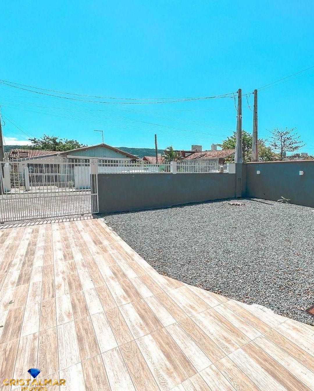 Casa à venda com 5 quartos, 221m² - Foto 4