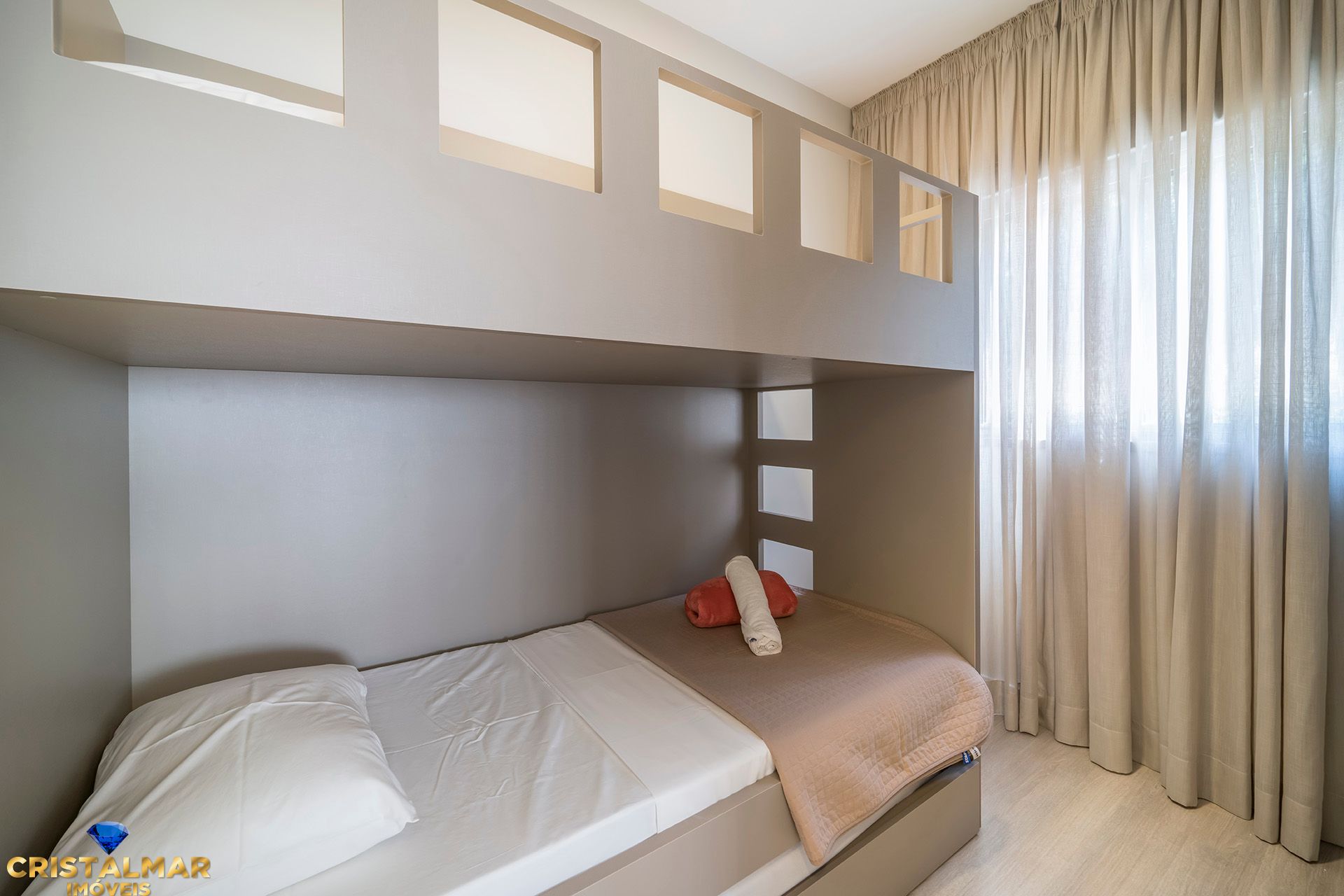 Apartamento à venda com 4 quartos, 151m² - Foto 32