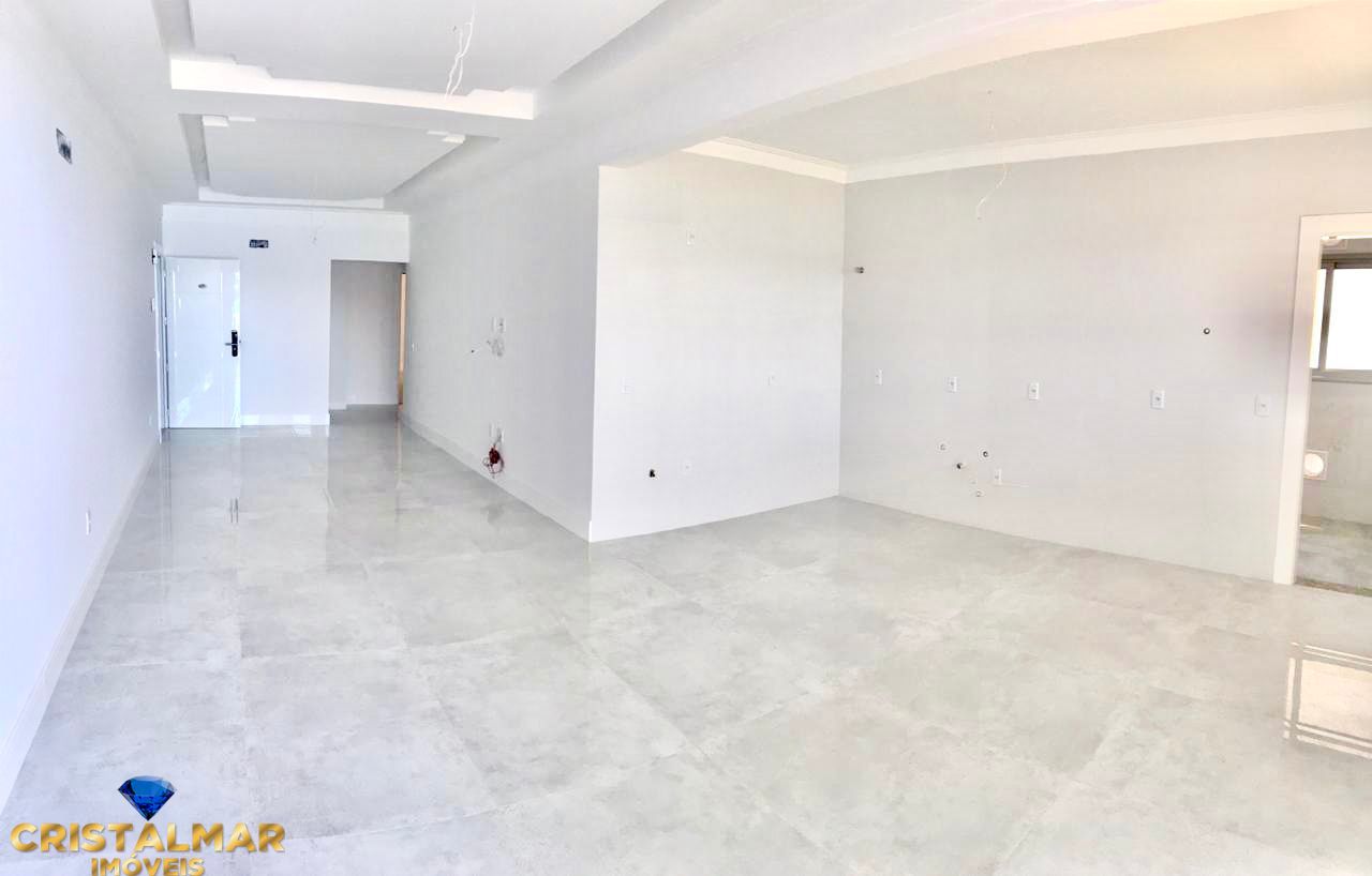 Apartamento à venda com 3 quartos, 133m² - Foto 4