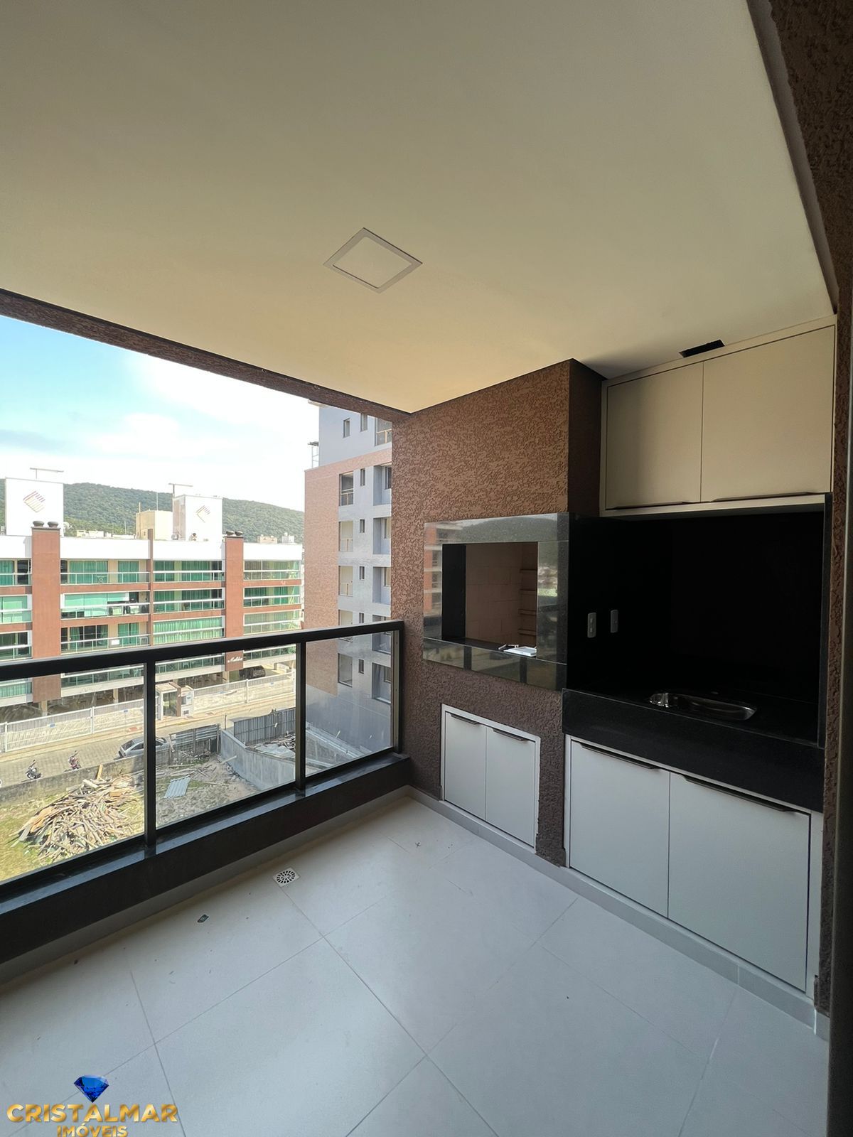 Apartamento à venda com 2 quartos, 71m² - Foto 4