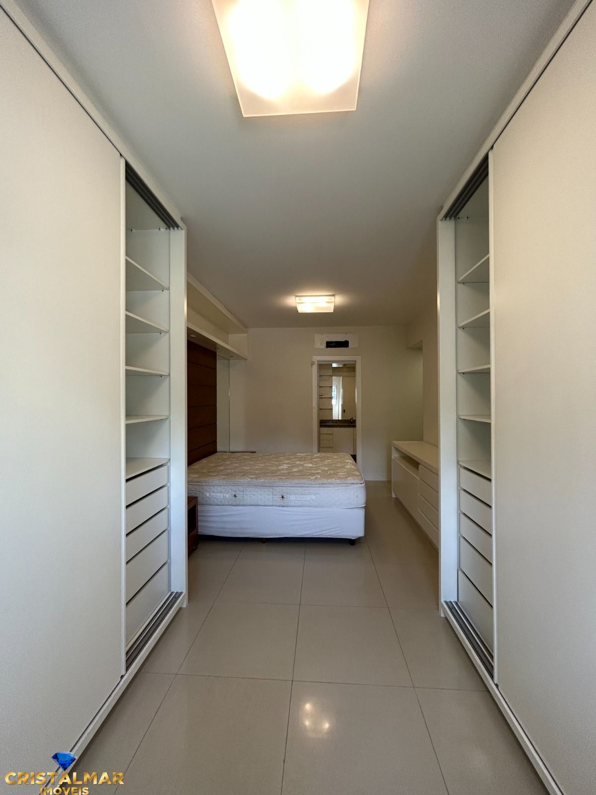 Apartamento à venda com 3 quartos, 133m² - Foto 15