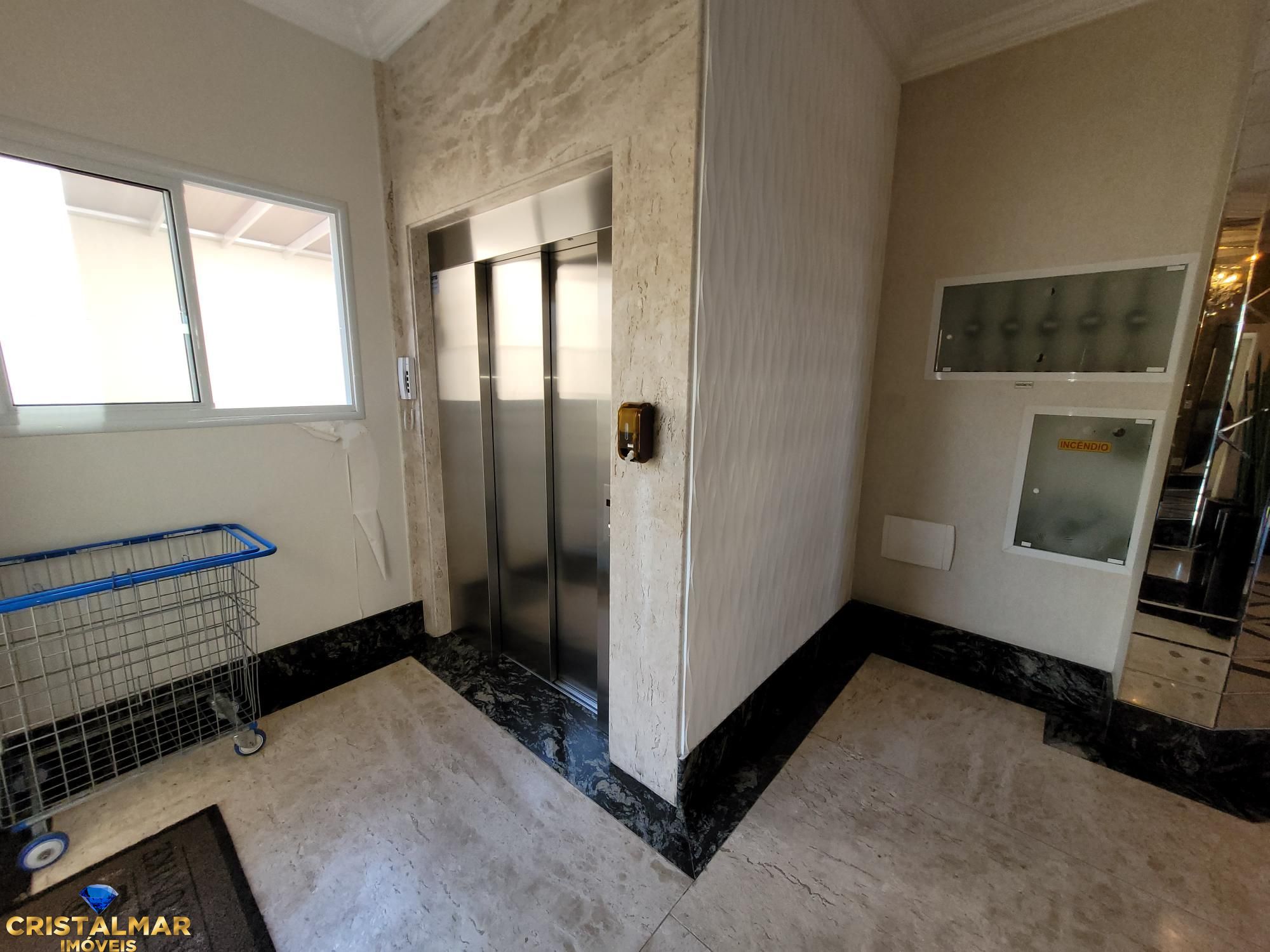 Apartamento à venda com 3 quartos, 107m² - Foto 22