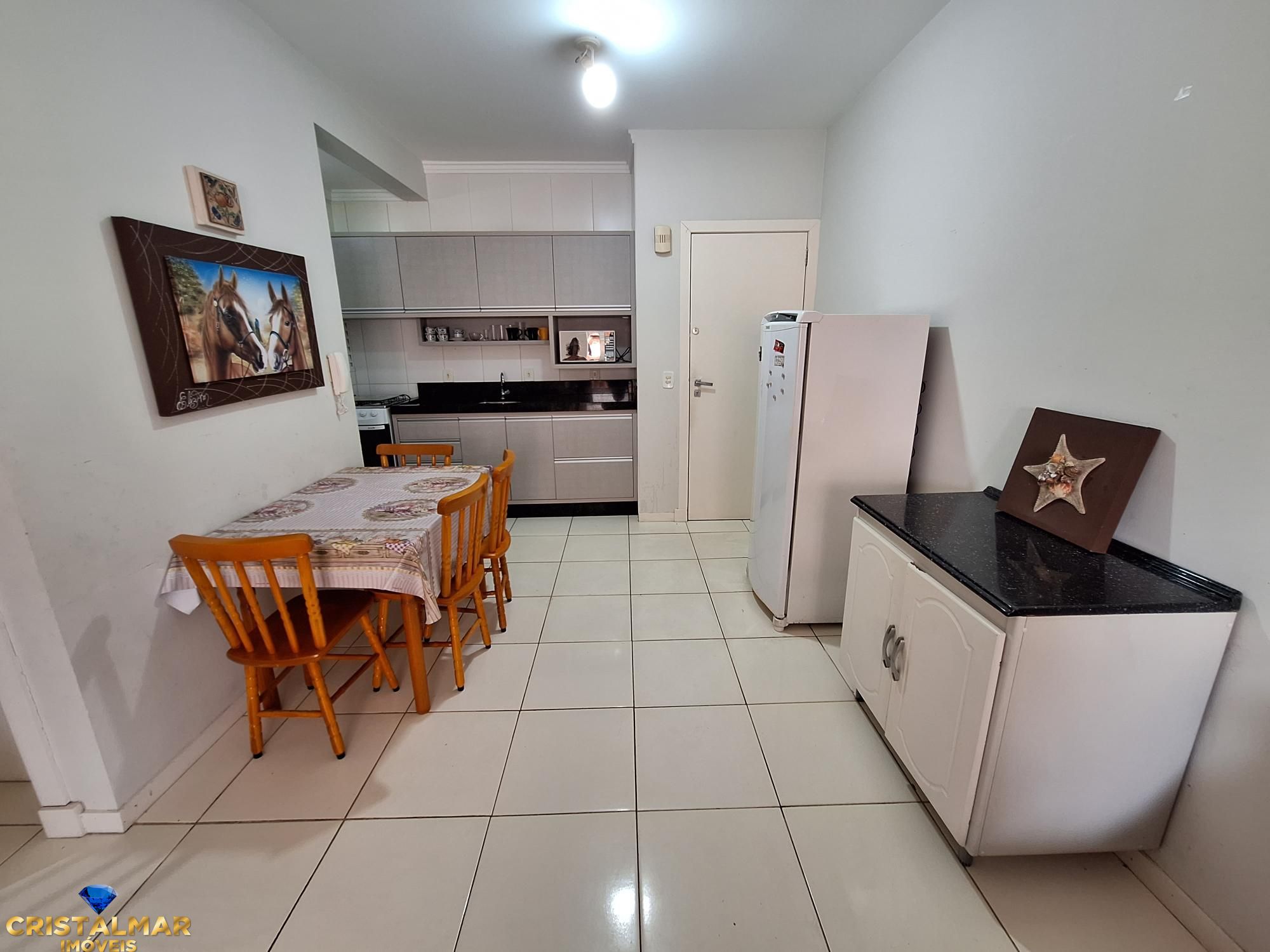 Apartamento à venda com 2 quartos, 60m² - Foto 2