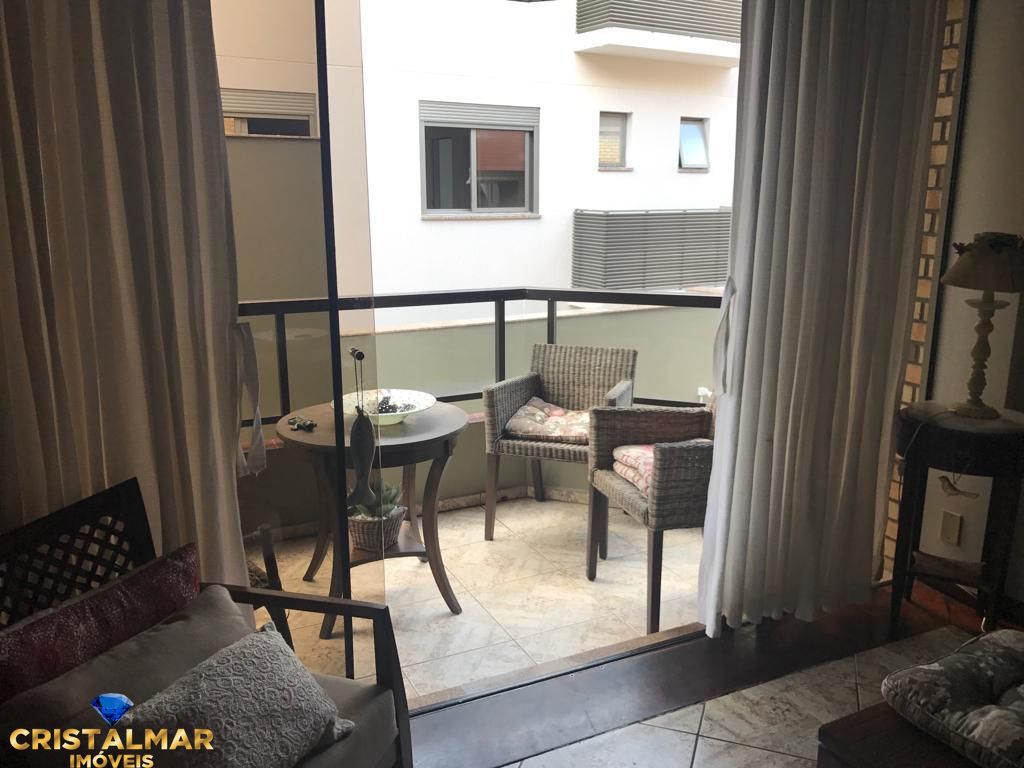 Apartamento à venda com 4 quartos, 250m² - Foto 8