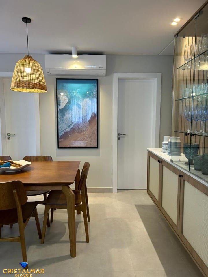 Apartamento à venda com 3 quartos, 130m² - Foto 7