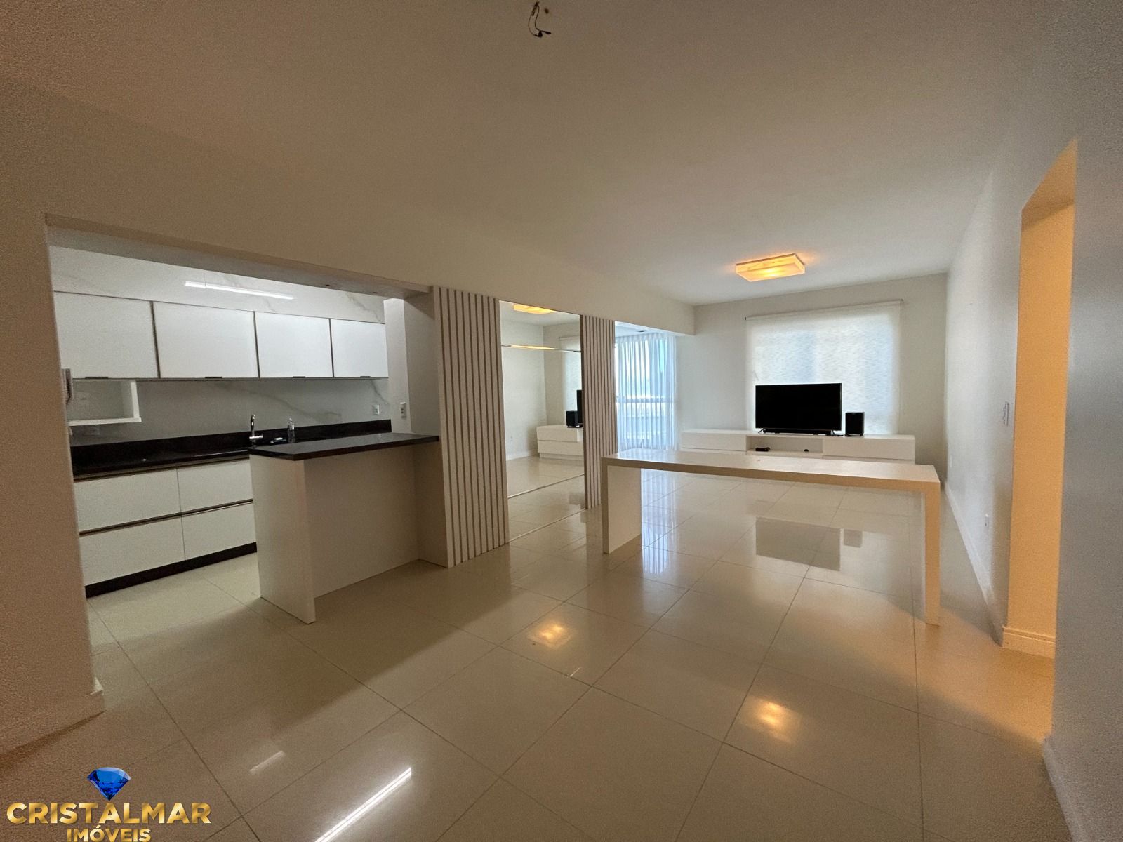 Apartamento à venda com 3 quartos, 133m² - Foto 6