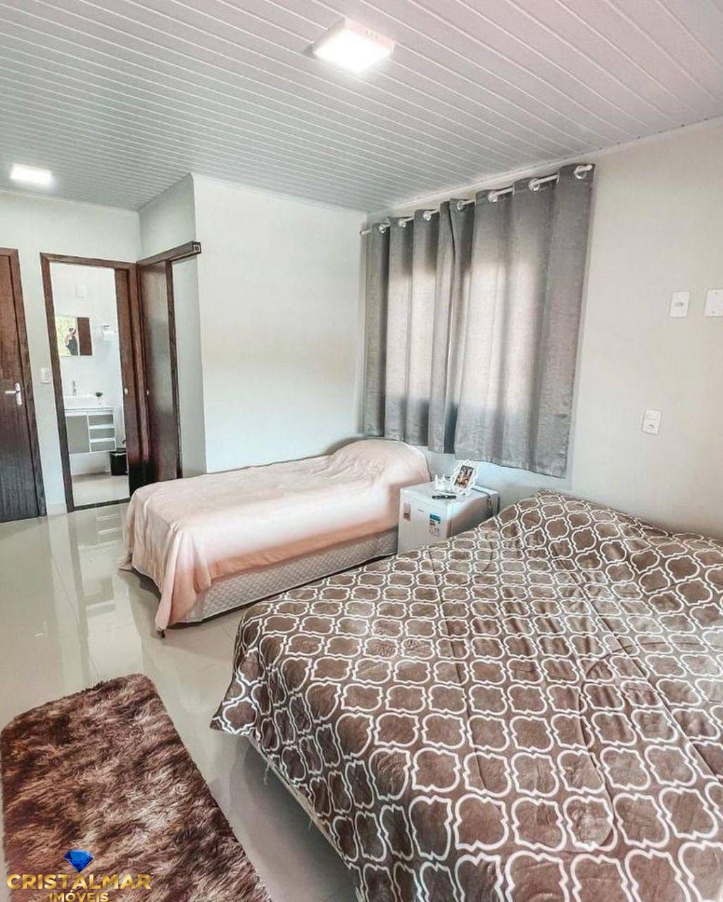 Casa à venda com 5 quartos, 221m² - Foto 28