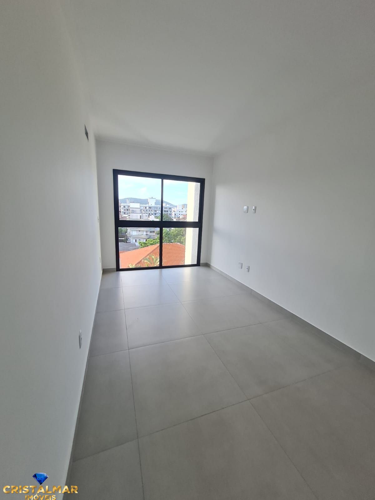 Apartamento à venda com 3 quartos, 133m² - Foto 9