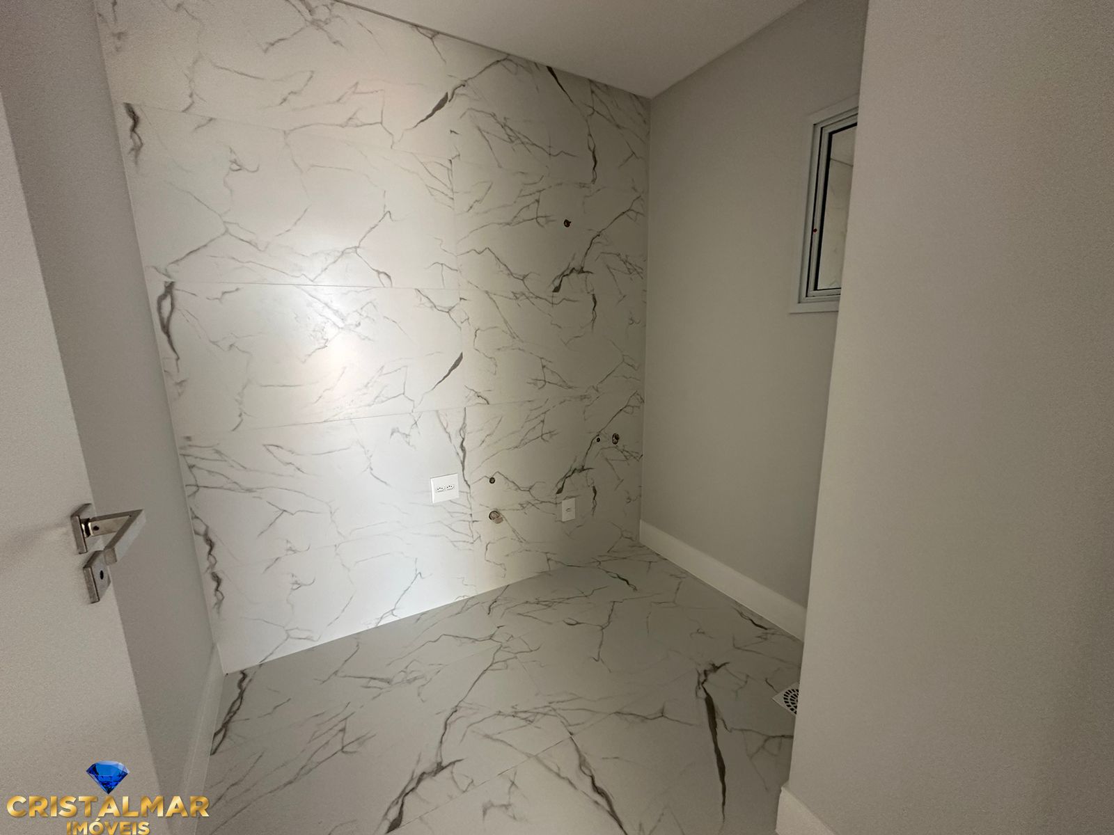 Apartamento à venda com 2 quartos, 82m² - Foto 9