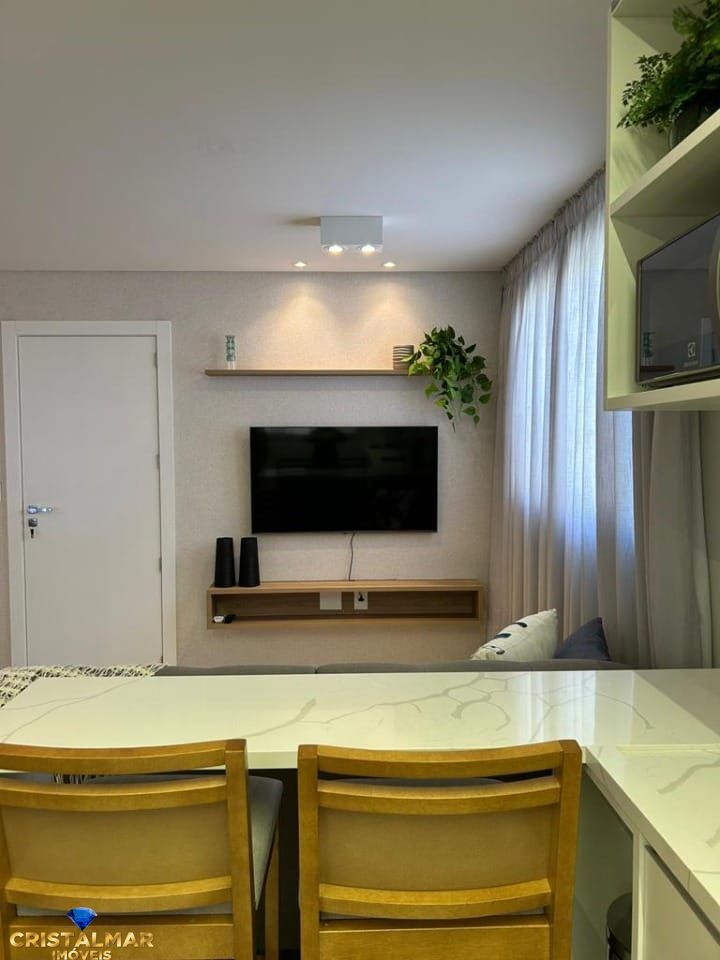 Apartamento à venda com 3 quartos, 130m² - Foto 5