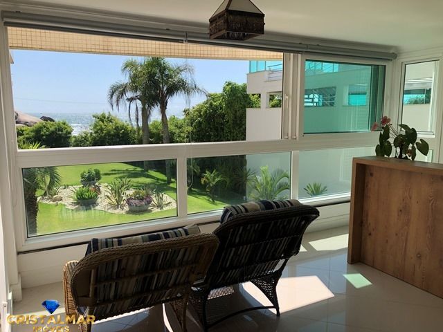 Apartamento, 3 quartos, 220 m² - Foto 1