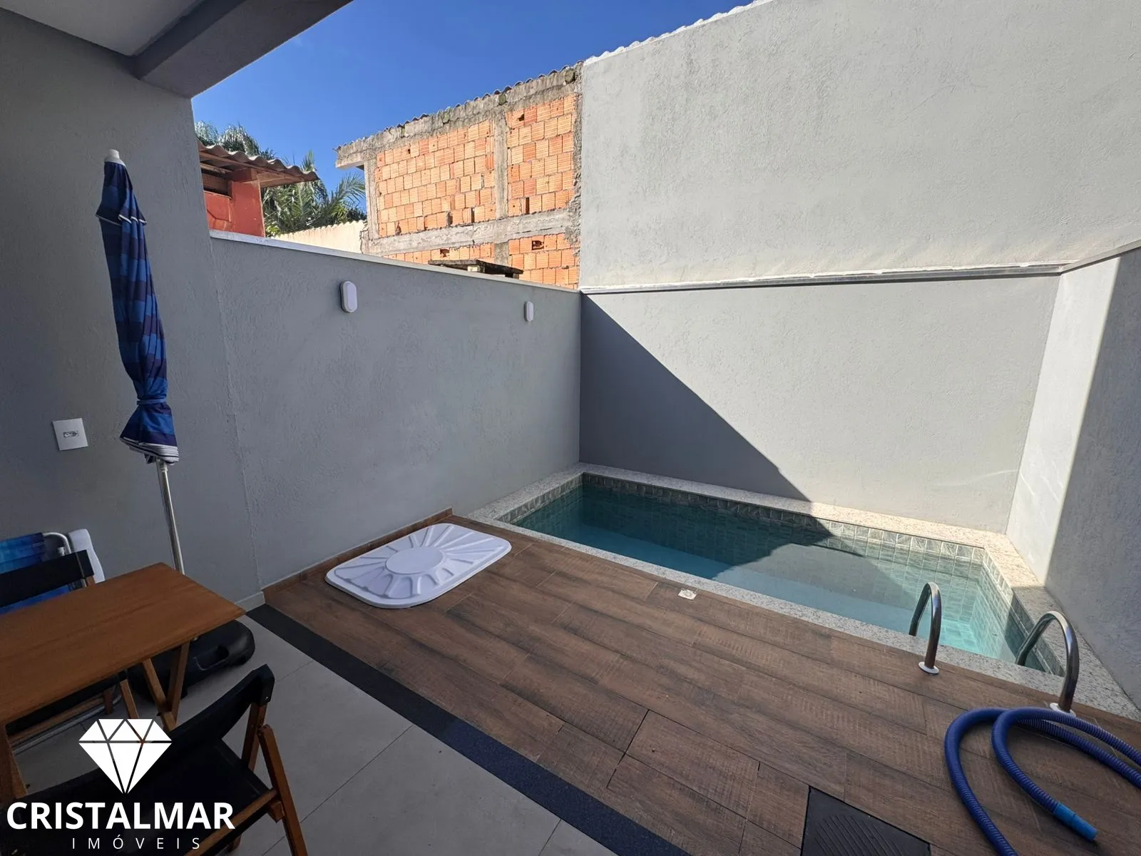 Sobrado Novo em Morrinhos 200m do Mar | 2 Suítes, Piscina e Mobiliado — foto 7