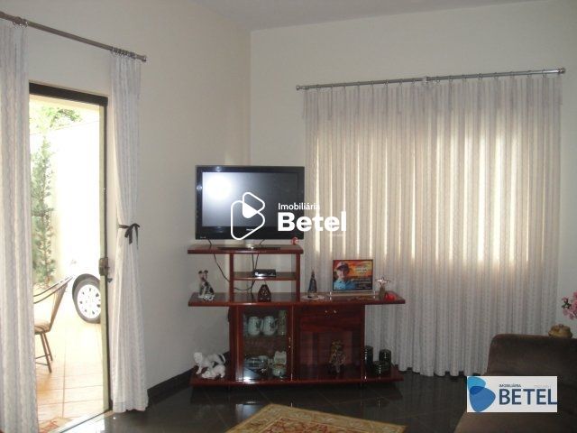 Casa, 3 quartos, 347 m² - Foto 2