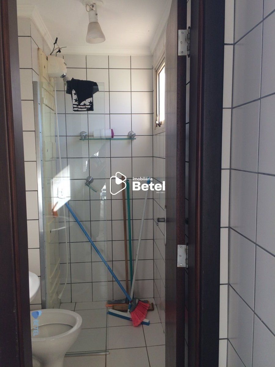 Apartamento à venda com 3 quartos, 128m² - Foto 29