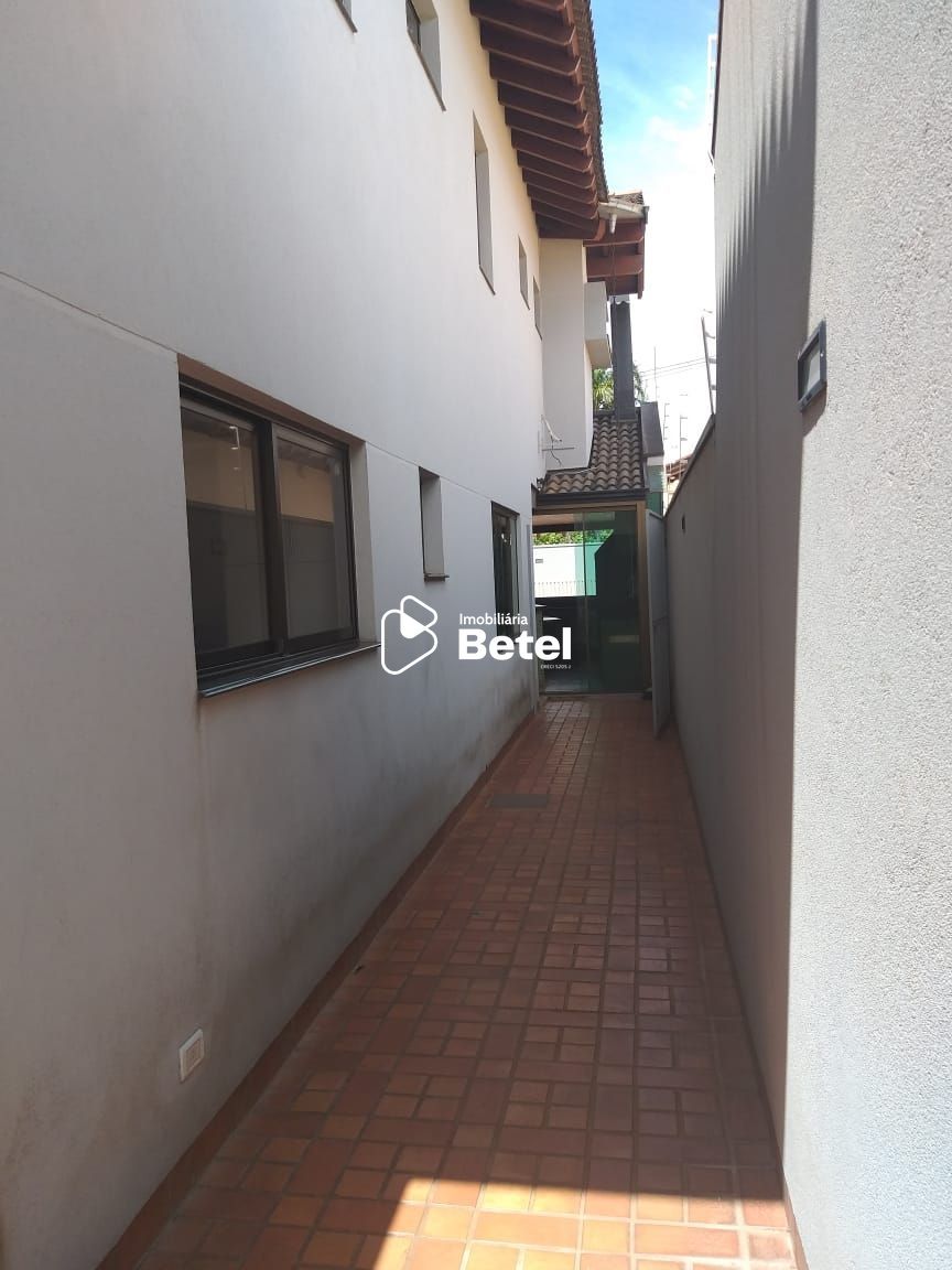 Casa, 3 quartos, 318 m² - Foto 15