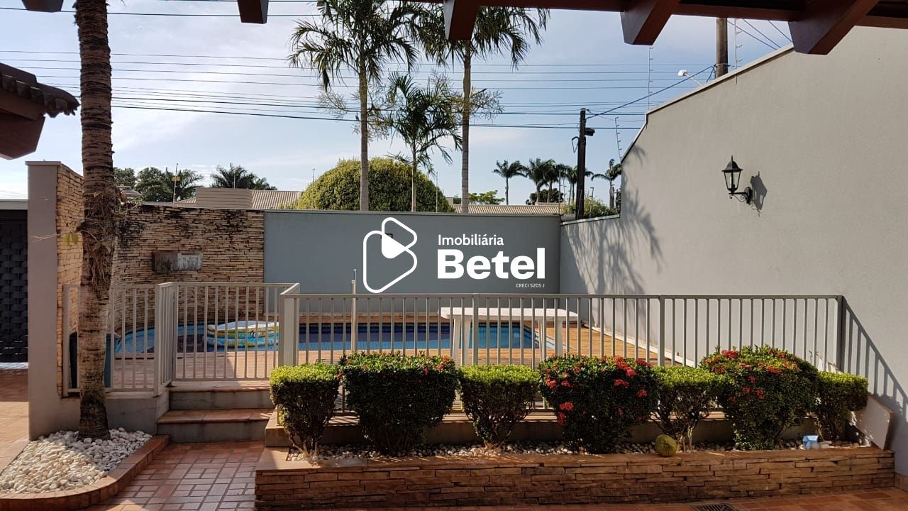 Casa, 3 quartos, 318 m² - Foto 2