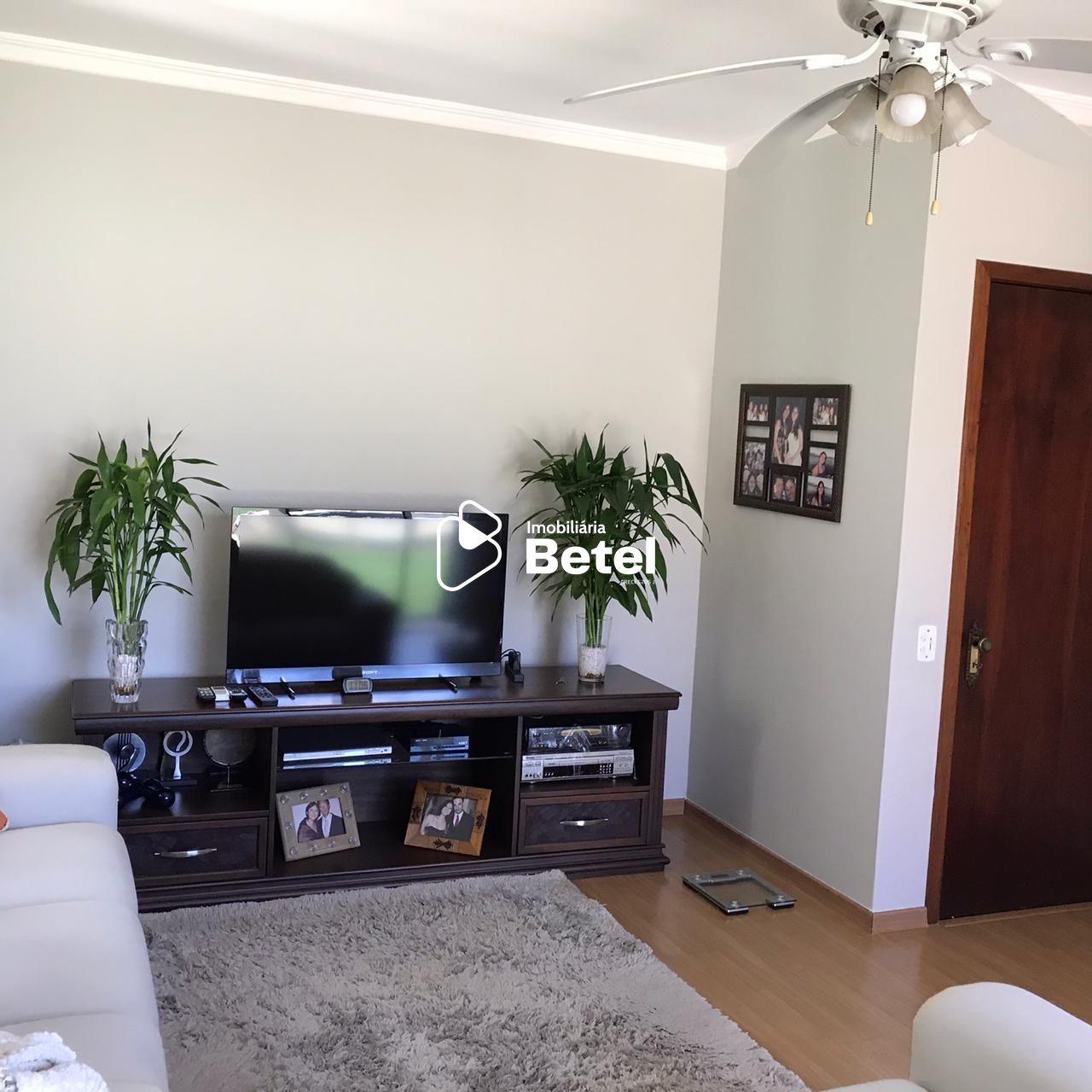 Casa à venda com 3 quartos, 360m² - Foto 6