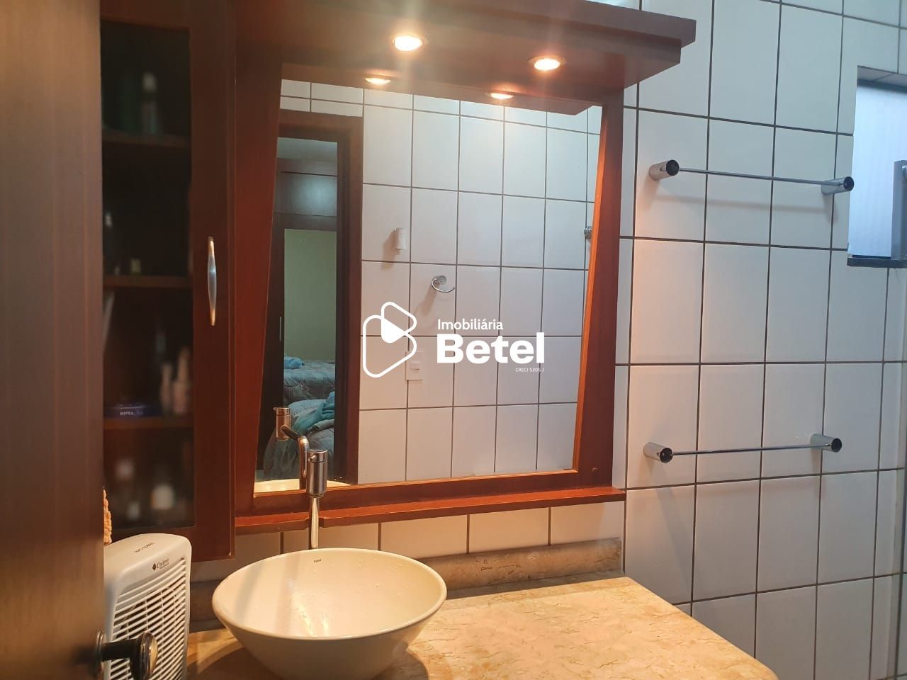 Apartamento à venda com 3 quartos, 98m² - Foto 8