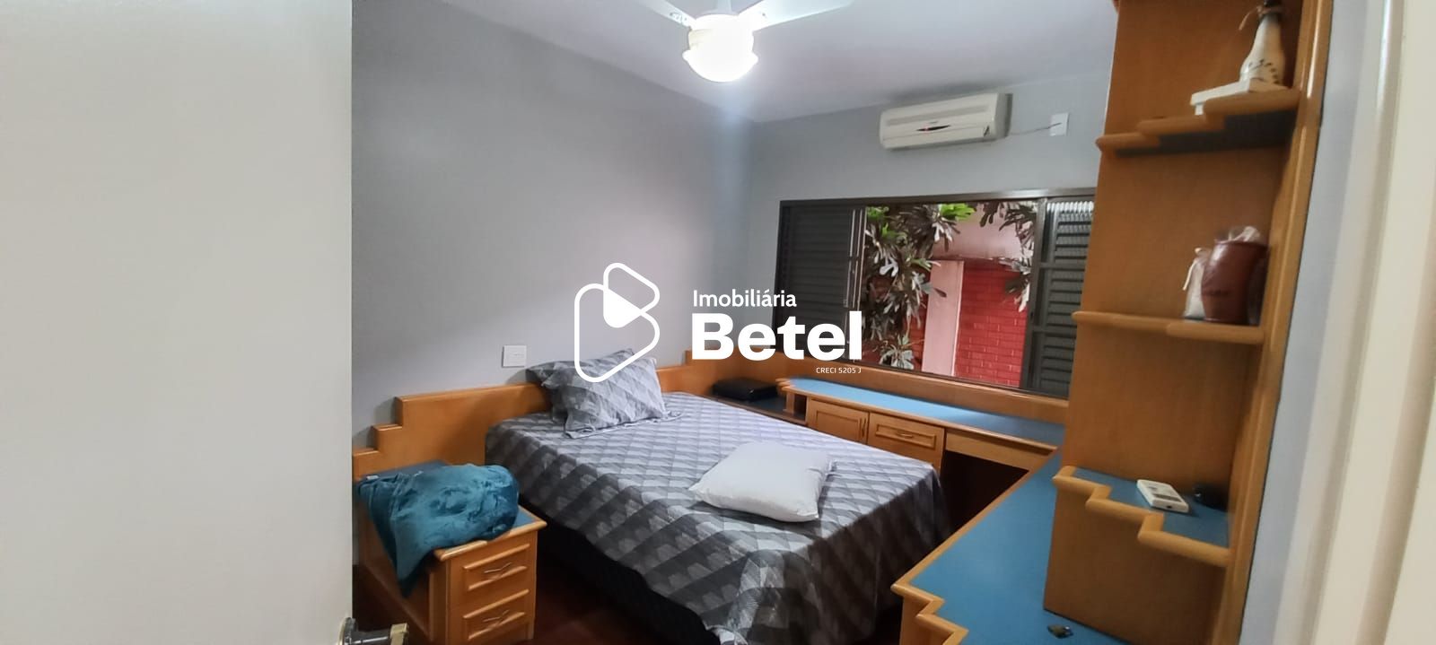 Casa à venda com 4 quartos, 250m² - Foto 36