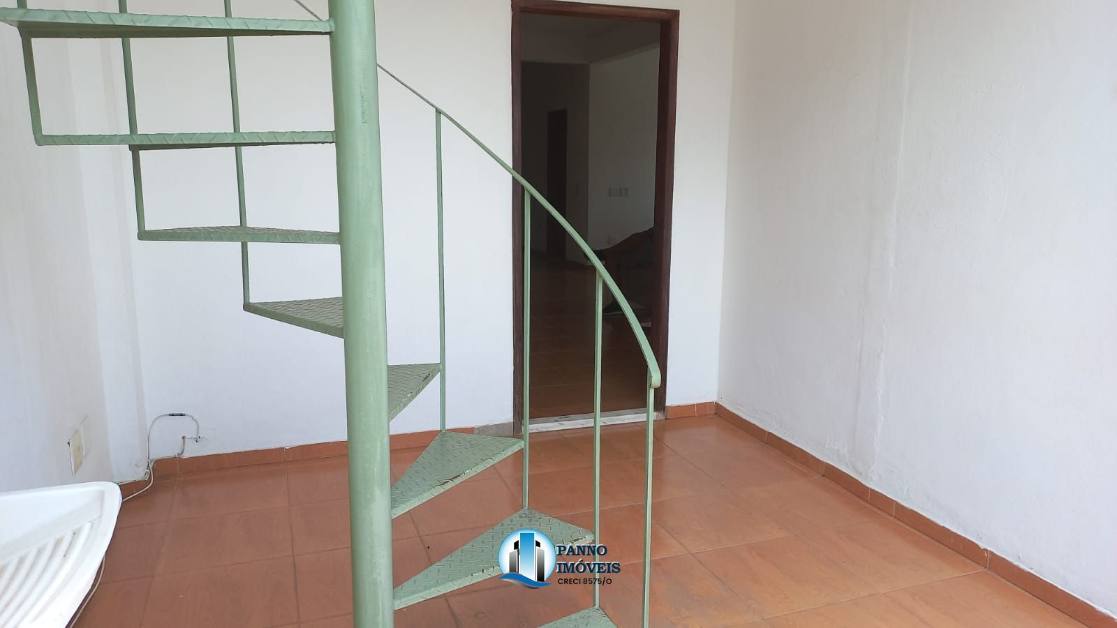 Casa para alugar com 4 quartos, 220m² - Foto 5