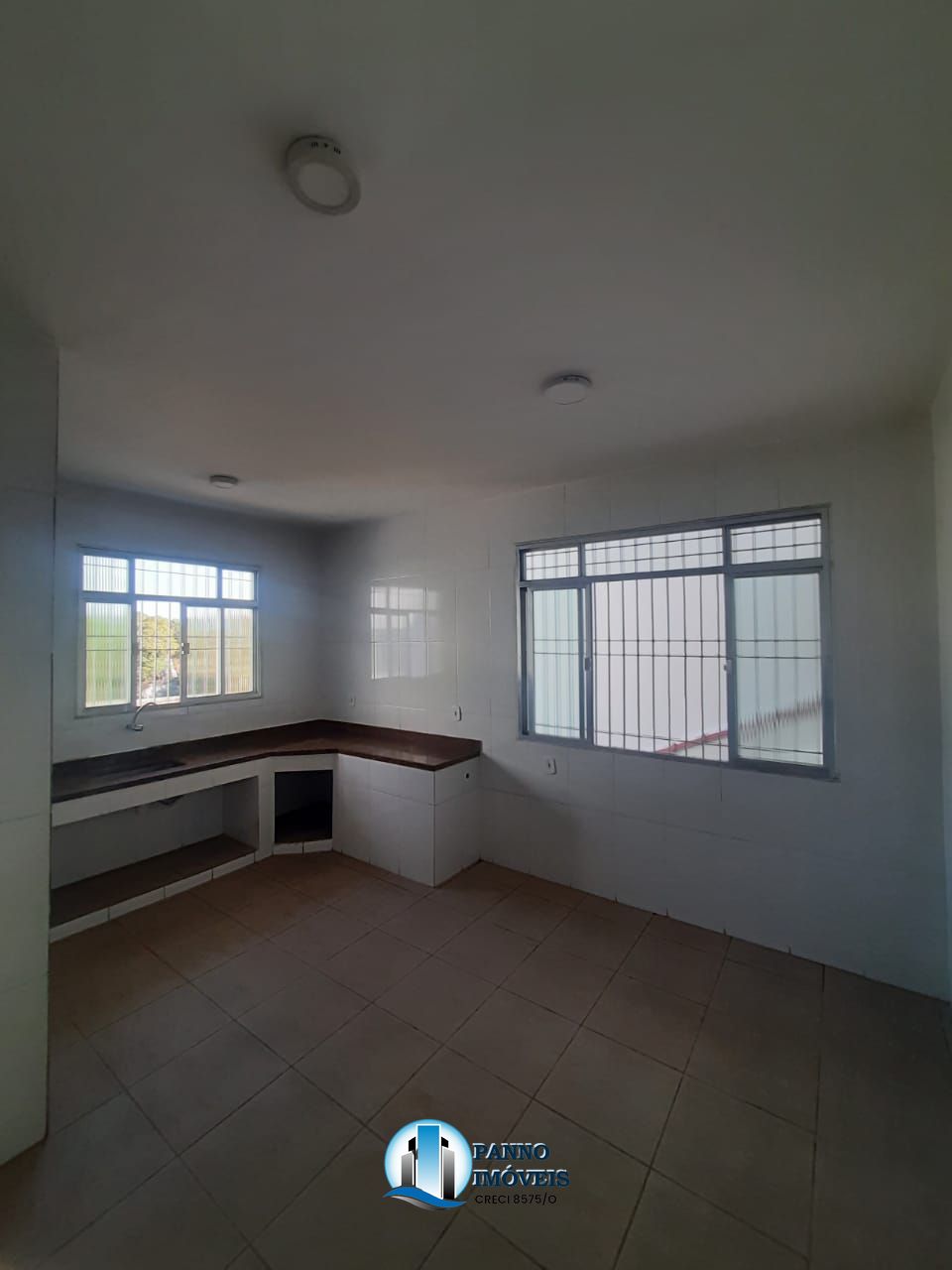 Casa para alugar com 5 quartos, 450m² - Foto 3