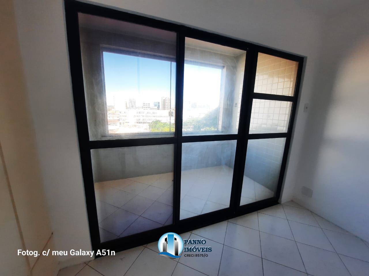 Apartamento à venda com 1 quarto, 60m² - Foto 7