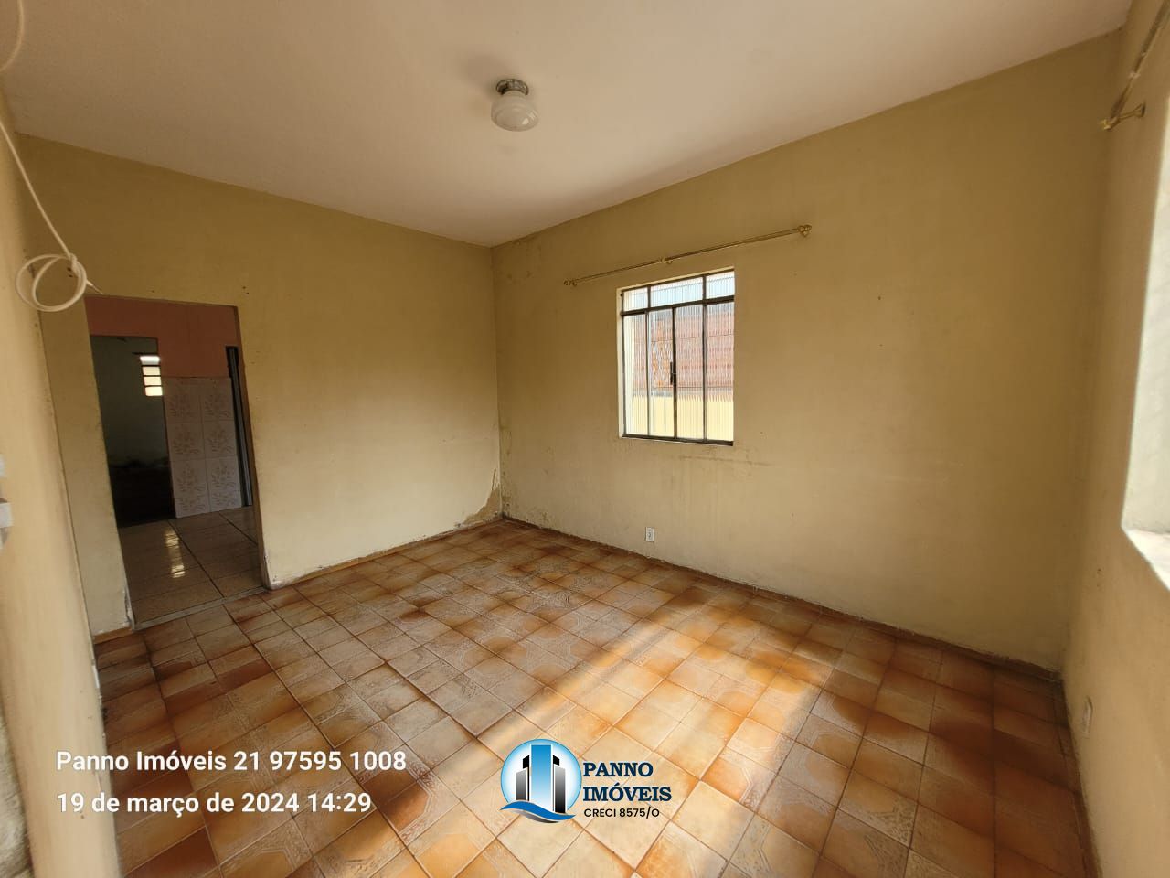 Casa com 2 Dormitórios para alugar, 90 m² por R$ 750,00 Casa com 2 Dormitórios para alugar, 90 m² por R$ 750,00