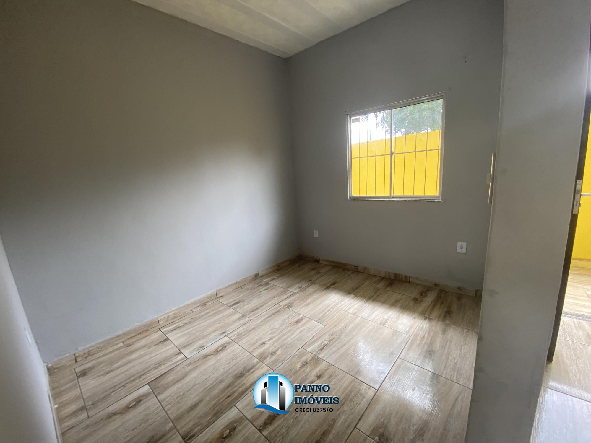 Casa com 2 Dormitórios para alugar, 65 m² por R$ 650,00 Casa com 2 Dormitórios para alugar, 65 m² por R$ 650,00