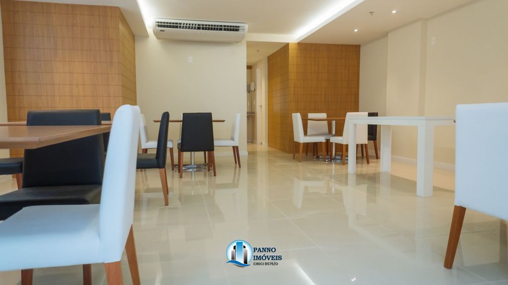 Apartamento com 2 Dormitórios à venda, 121 m² por R$ 465.000,00 Apartamento com 2 Dormitórios à venda, 121 m² por R$ 465.000,00