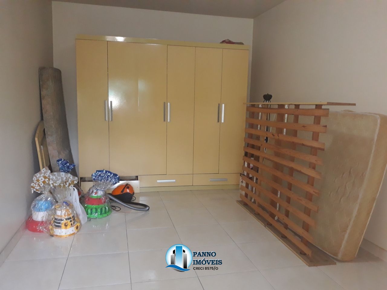 Casa à venda com 2 quartos, 70m² - Foto 13