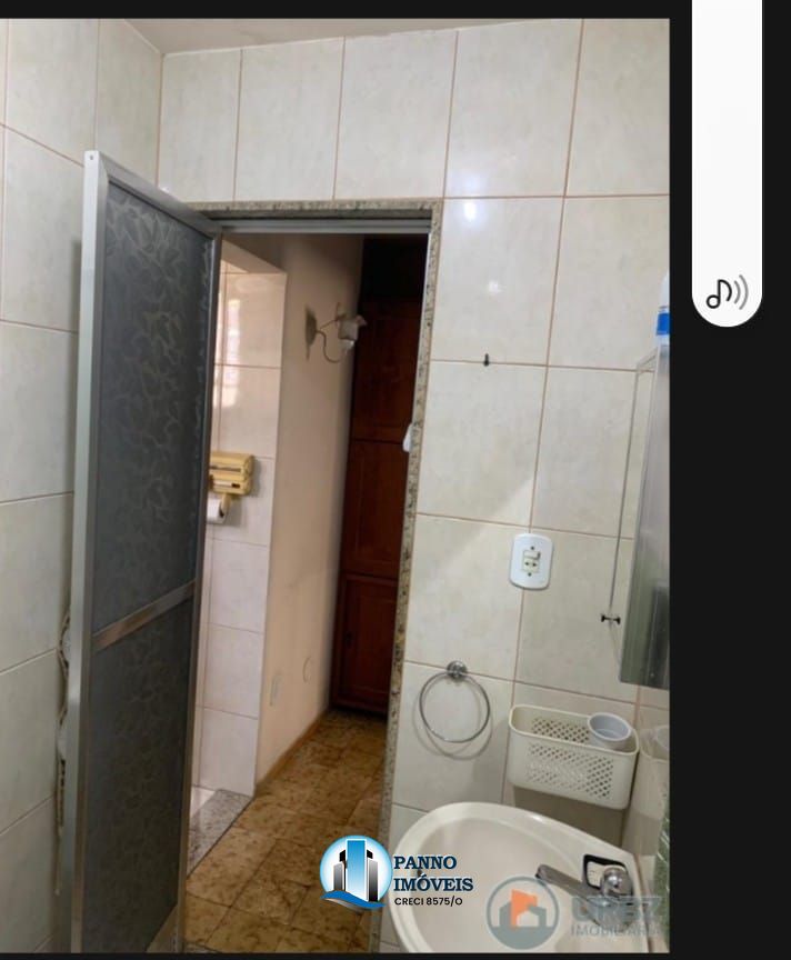 Casa Comercial à venda com 1 quarto, 52m² - Foto 2