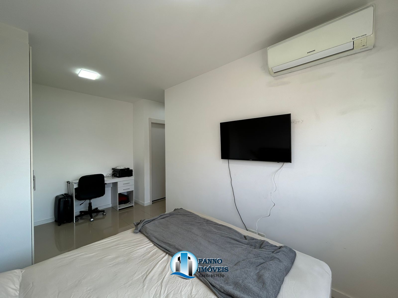 Apartamento à venda com 2 quartos, 10000m² - Foto 8