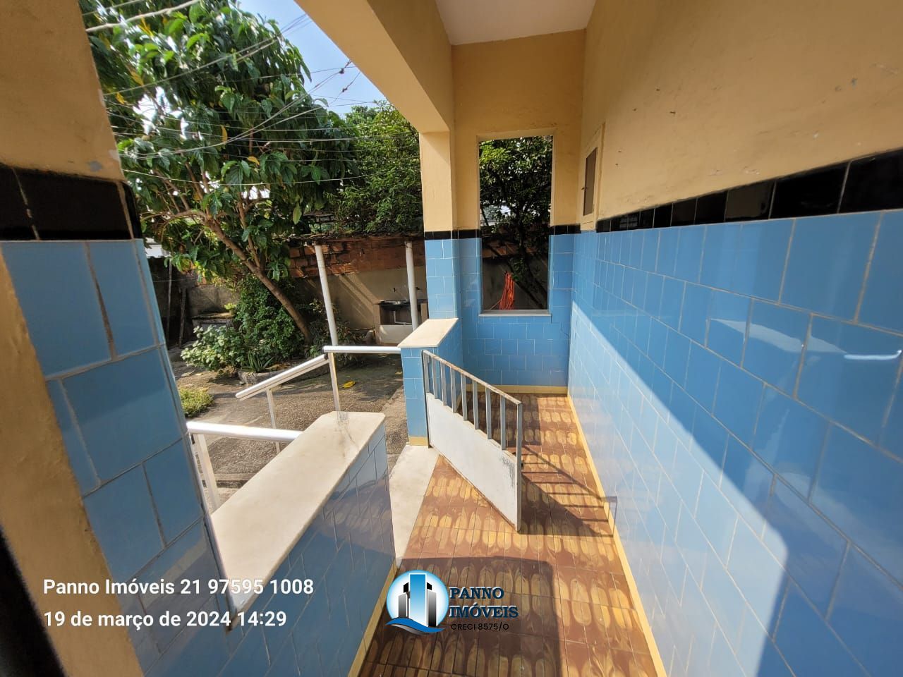 Casa com 2 Dormitórios para alugar, 90 m² por R$ 750,00 Casa com 2 Dormitórios para alugar, 90 m² por R$ 750,00