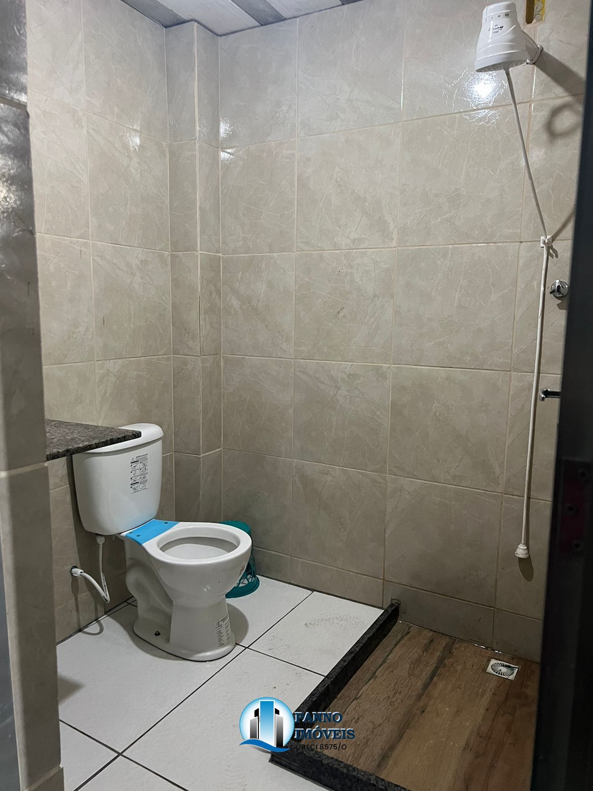 Depósito-Galpão-Armazém para alugar com 1 quarto, 250m² - Foto 4