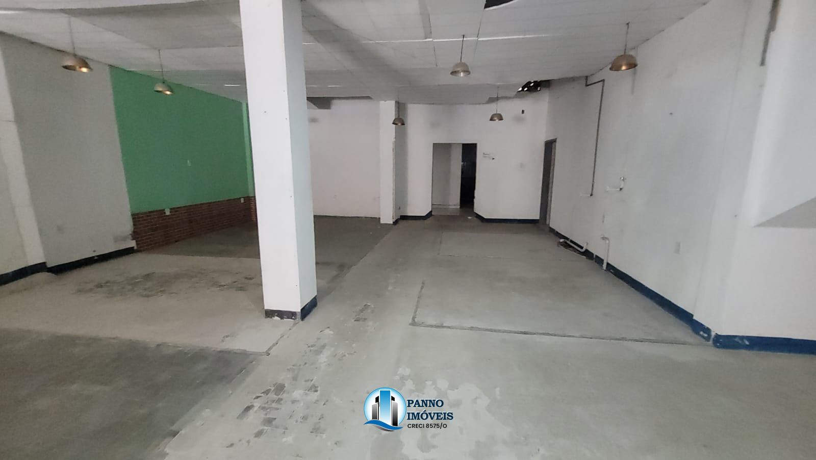 Ponto comercial para alugar  no Chcaras Rio-petrpolis - Duque de Caxias, RJ. Imveis