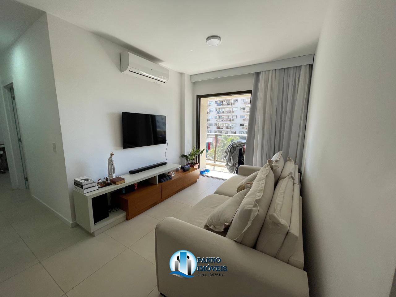 Apartamento à venda com 2 quartos, 10000m² - Foto 3