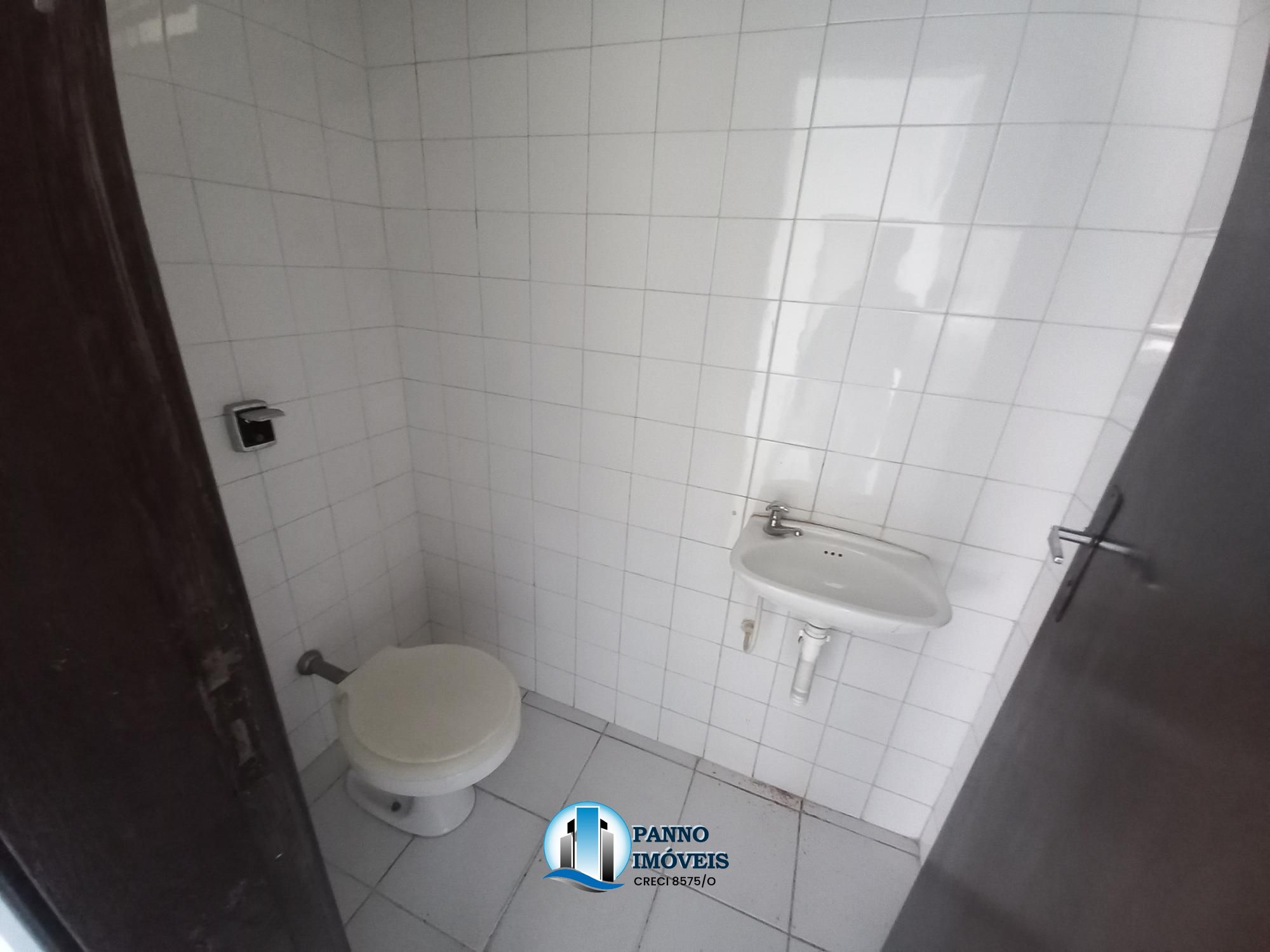 Loja-Salão para alugar com 3 quartos, 250m² - Foto 13