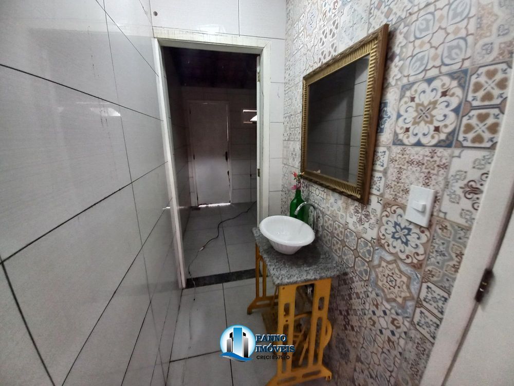 Casa para alugar com 2 quartos, 130m² - Foto 33