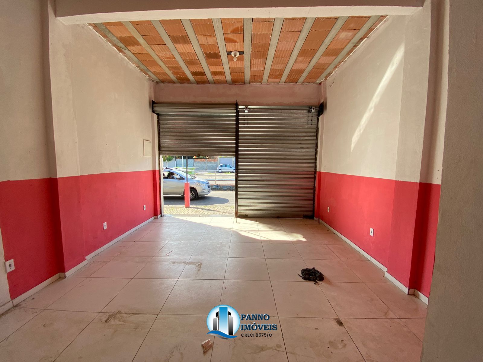Ponto comercial para alugar  no Saracuruna - Duque de Caxias, RJ. Imóveis