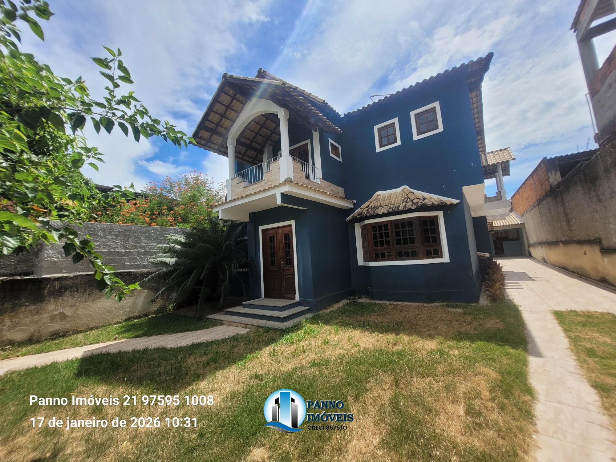 Casa com 3 Dormitórios à venda, 230 m² por R$ 790.000,00 Casa com 3 Dormitórios à venda, 230 m² por R$ 790.000,00