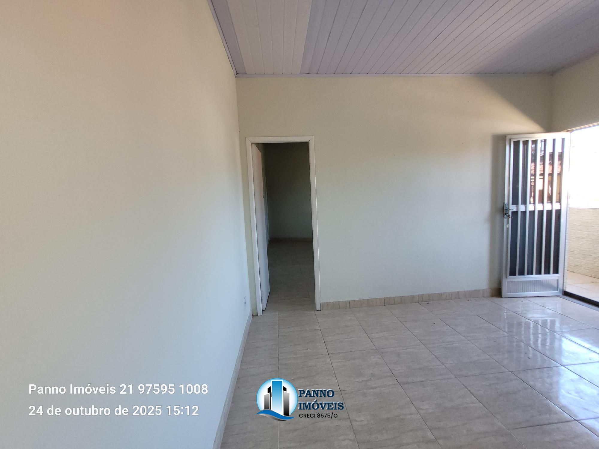 Casa com 1 Dormitórios para alugar, 37 m² por R$ 550,00 Casa com 1 Dormitórios para alugar, 37 m² por R$ 550,00