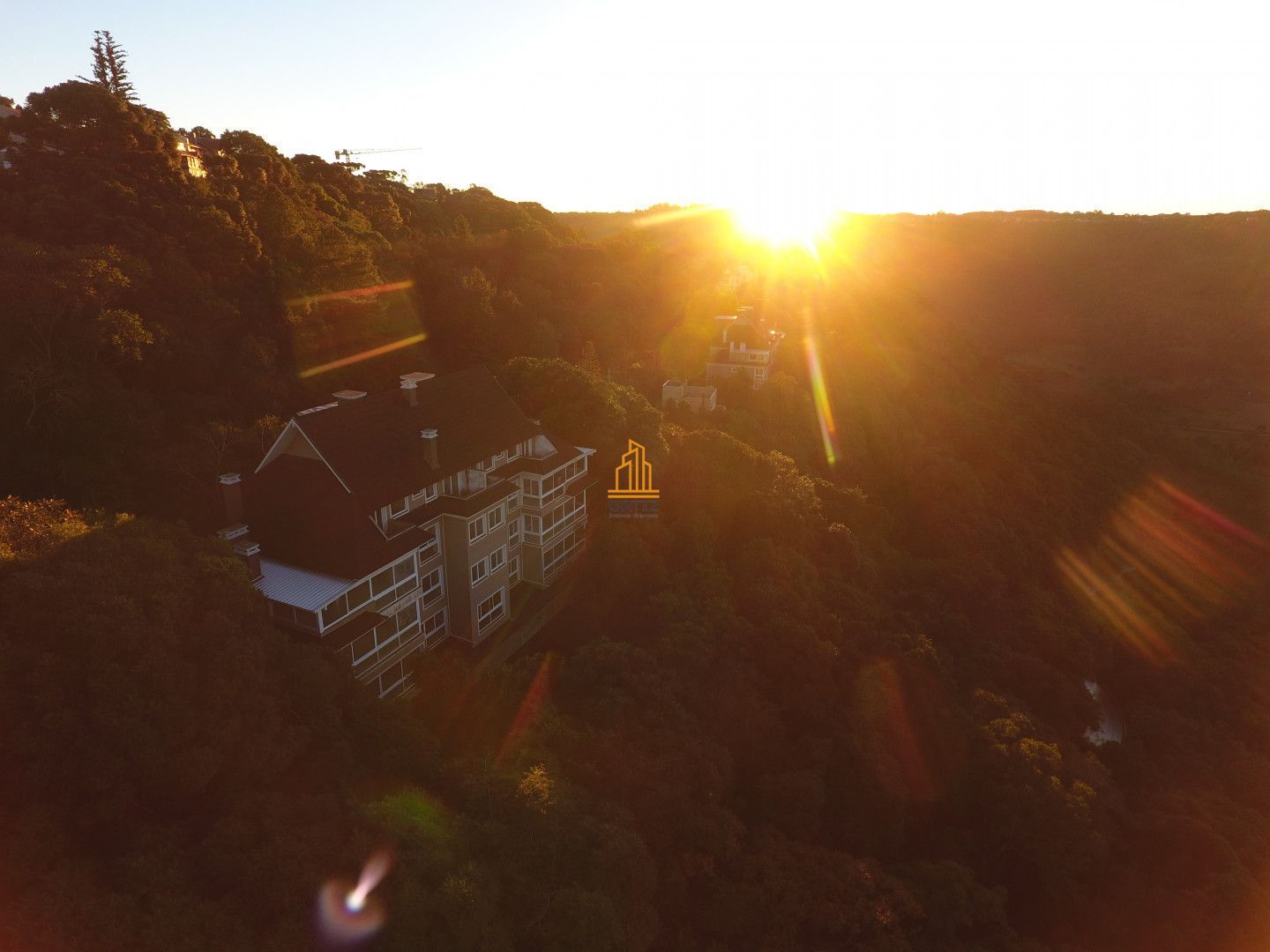 Apartamento, 2 quartos, 136 m² - Foto 2