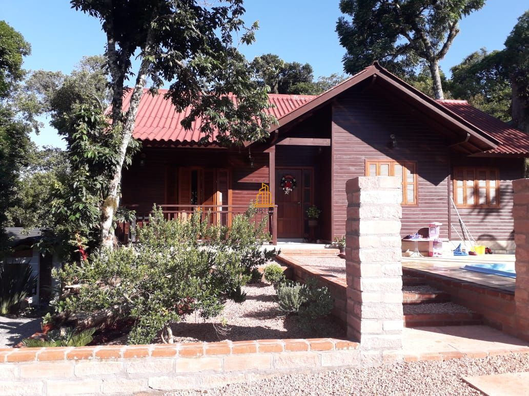 Casa à venda com 3 quartos, 150m² - Foto 1