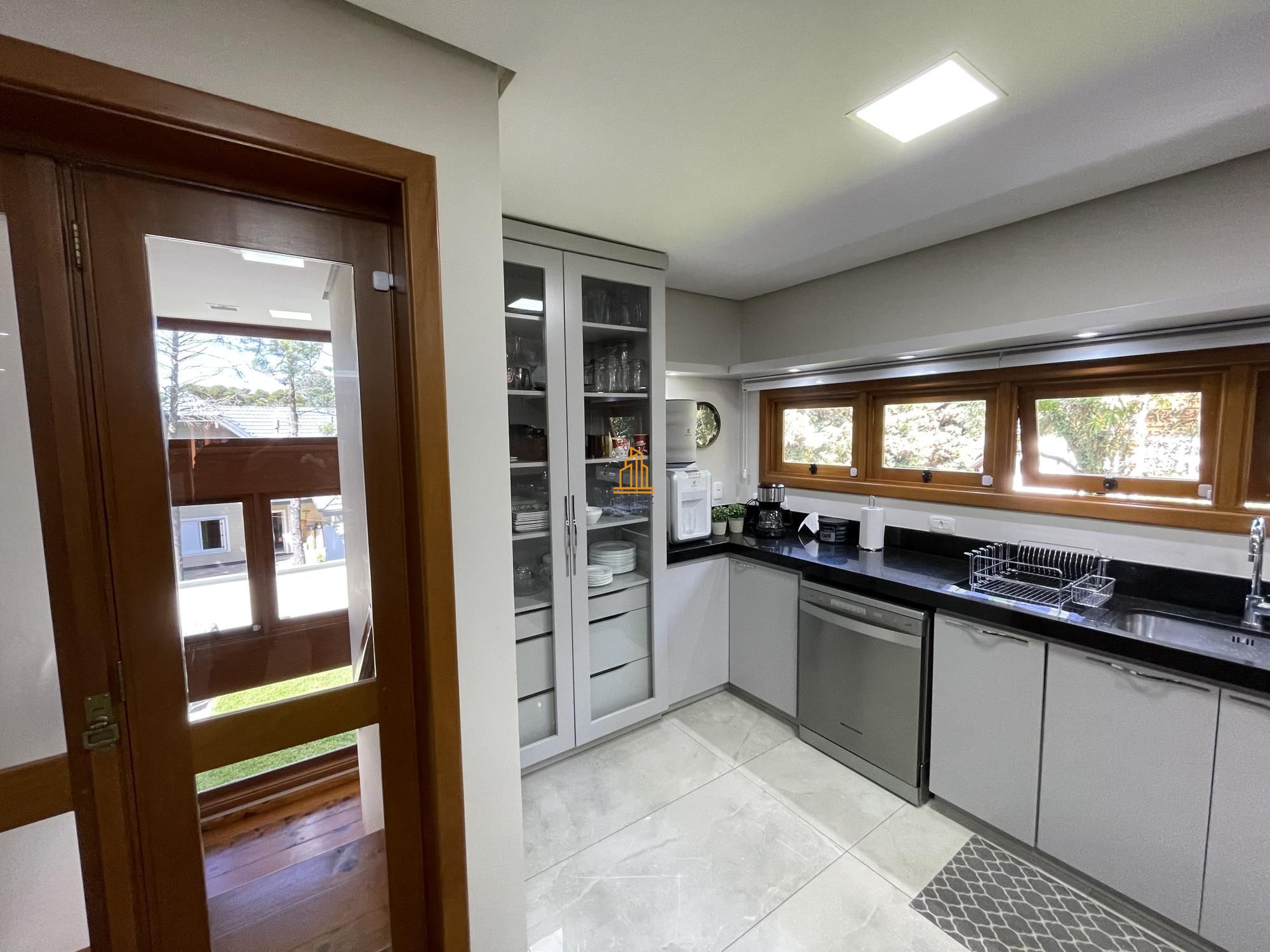 Casa, 3 quartos, 343 m² - Foto 41