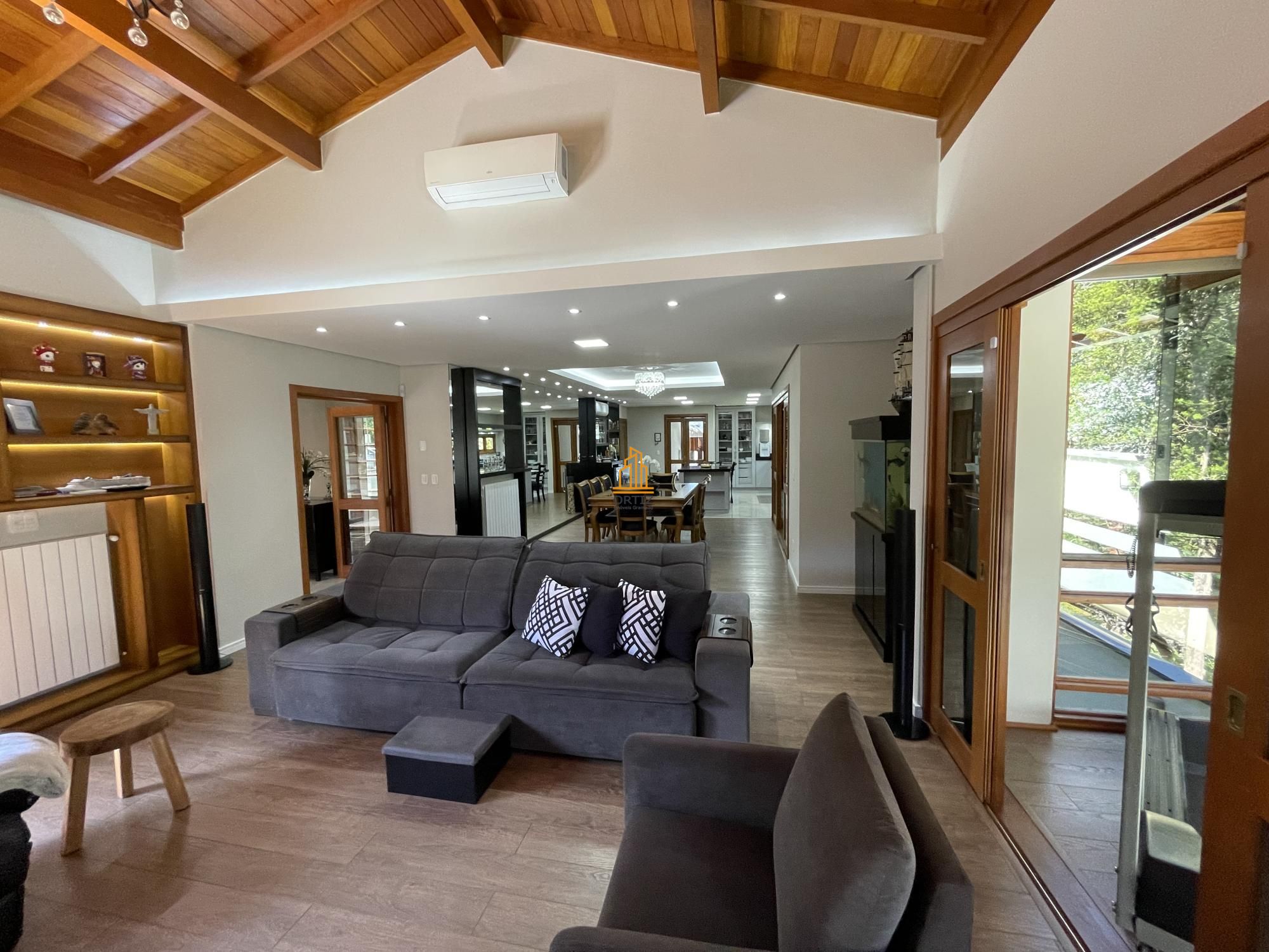 Casa, 3 quartos, 343 m² - Foto 77