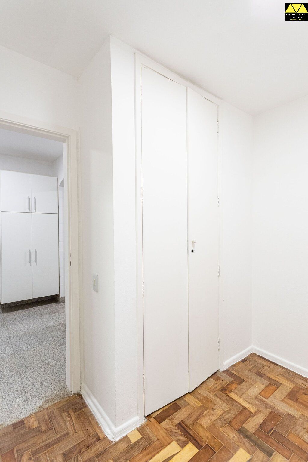 Apartamento à venda com 2 quartos, 130m² - Foto 2