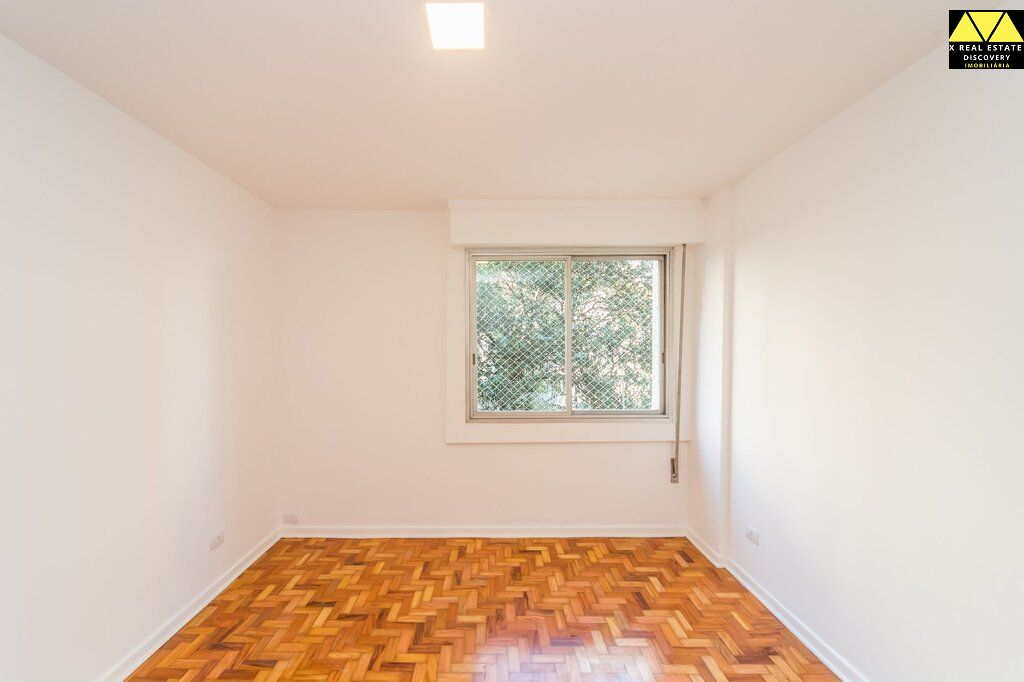 Apartamento à venda com 3 quartos, 145m² - Foto 17