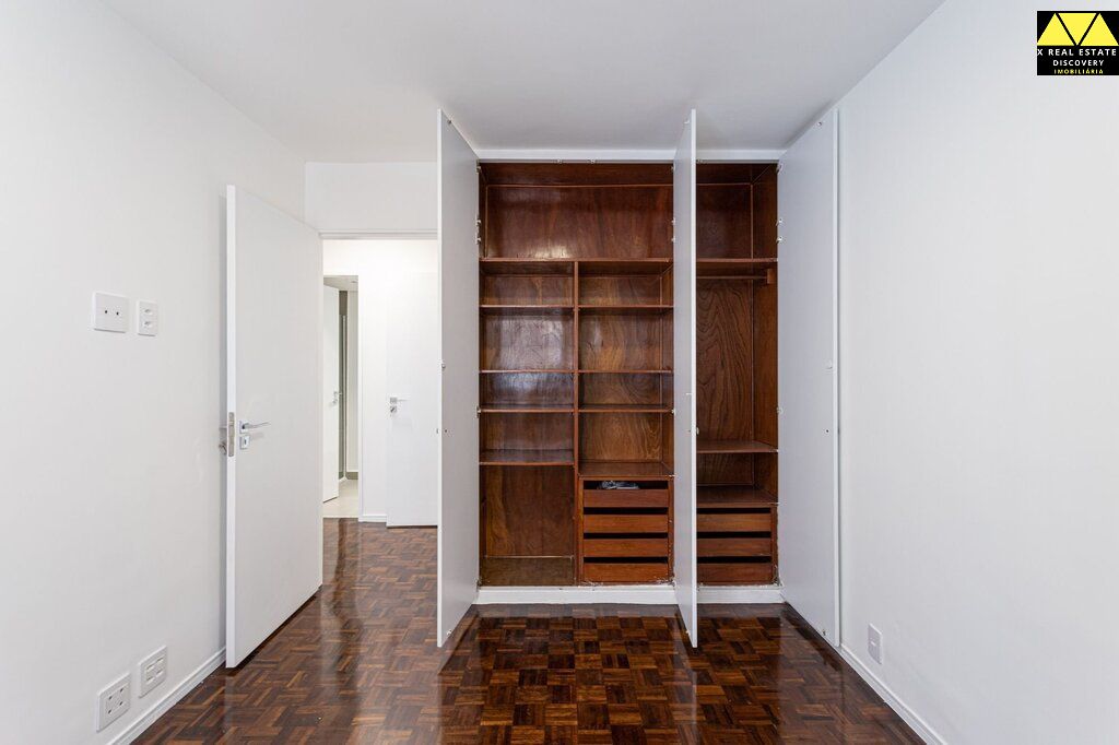 Apartamento à venda com 3 quartos, 107m² - Foto 12