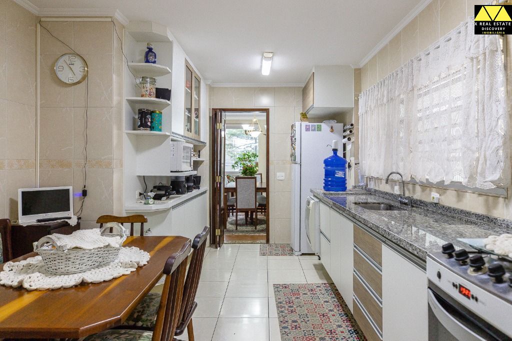 Apartamento à venda com 3 quartos, 185m² - Foto 26