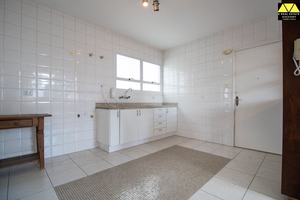 Apartamento à venda com 3 quartos, 140m² - Foto 16